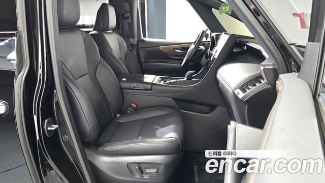 Toyota Alphard 2025 — ფოტო 34/34