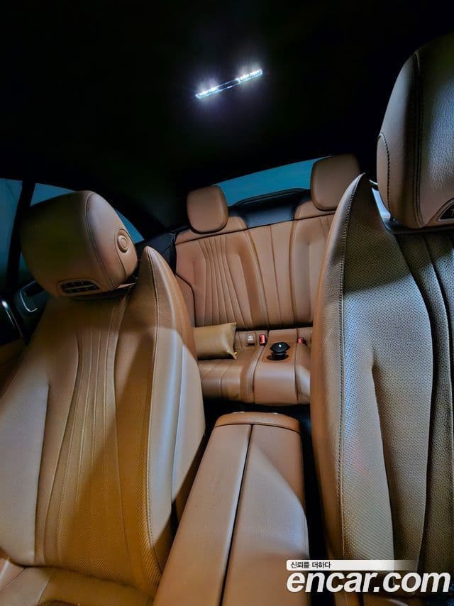 Mercedes-Benz E-Class 2019 — Şəkil 17/20