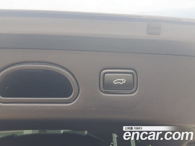 Kia Sportage The Bold 2019 — ფოტო 16/20