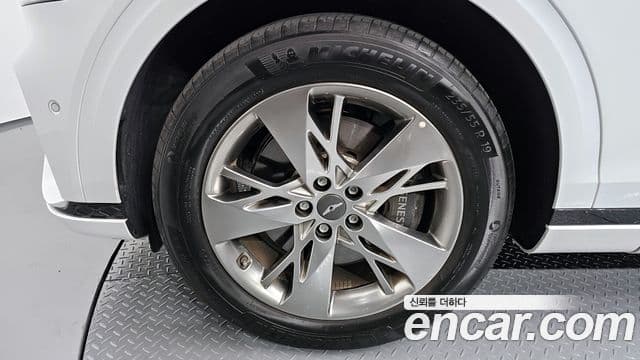 Genesis GV70 2023 — фото 5 из 20
