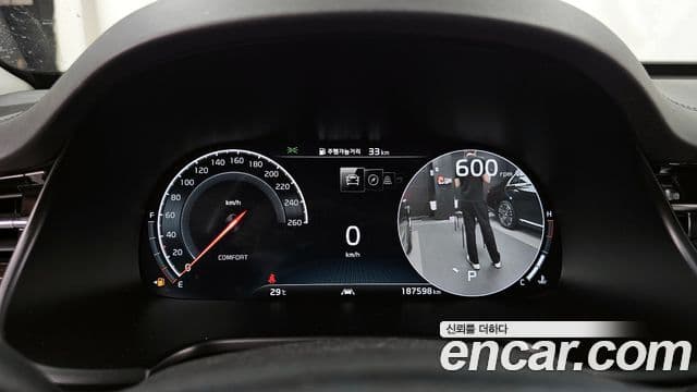 Kia The K9 2018 — ფოტო 8/20