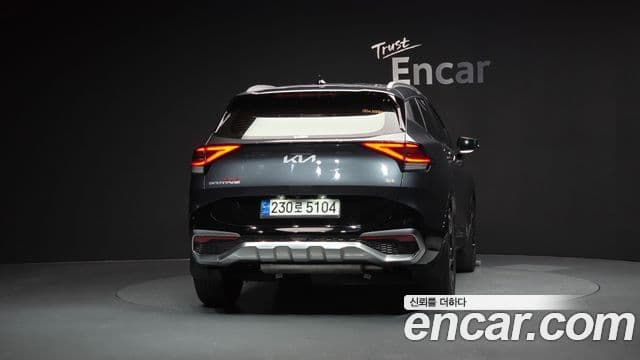 Kia Sportage 2023 — ფოტო 4/20