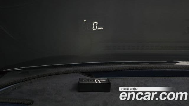 Kia Sportage 2023 — ფოტო 16/20