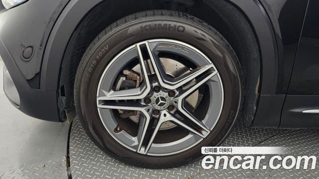 Mercedes-Benz GLB-Class 2020 — фото 5 из 20