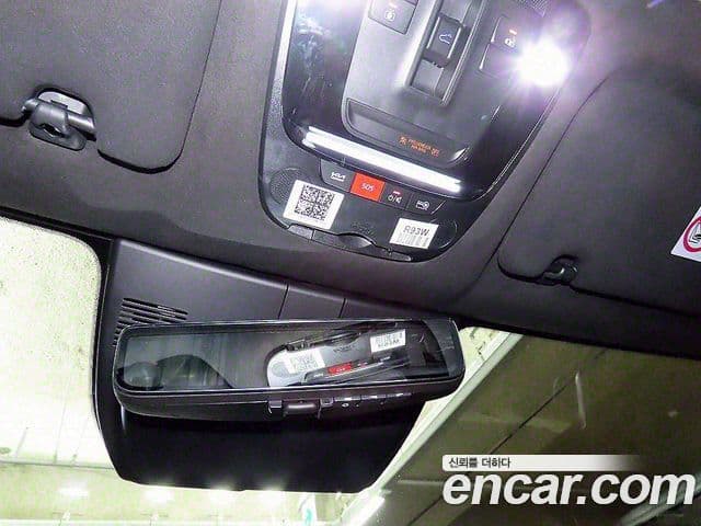 Kia Sorento 2023 — Şəkil 15/20
