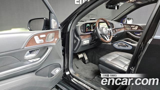 Mercedes-Benz GLS-Class 2021 — Photo 4/20
