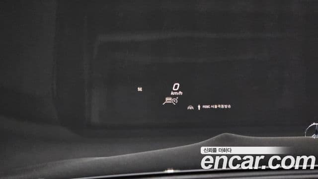 Mercedes-Benz GLS-Class 2021 — Photo 18/20