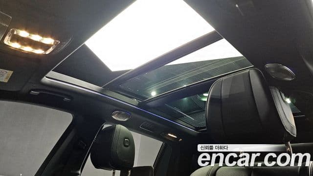 Mercedes-Benz GLS-Class 2021 — Photo 2/20