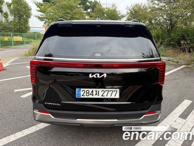 Kia Carnival 2024 — Фото 4/20