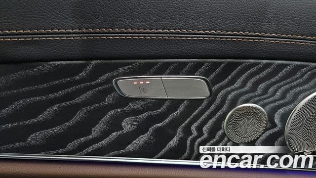 Mercedes-Benz E-Class 2022 — ფოტო 6/20