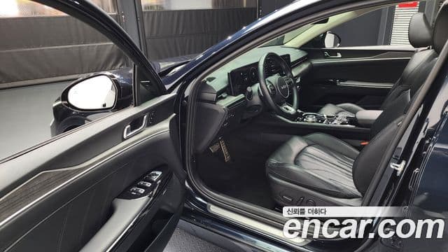 Kia K5 2023 — Photo 5/20