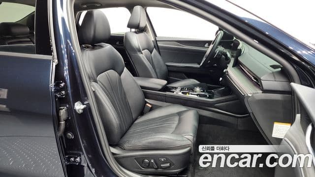 Kia K5 2023 — Photo 20/20