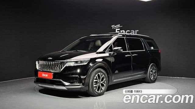 Kia Carnival 2020 — Фото 1/20