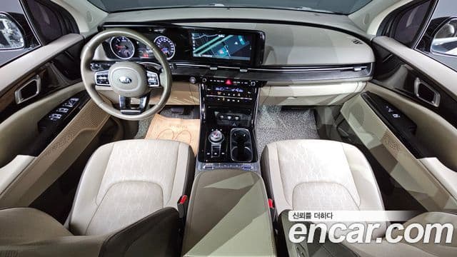 Kia Carnival 2020 — Фото 7/20