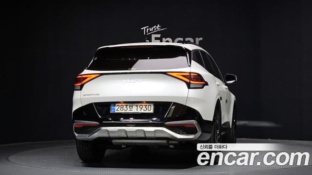 Kia Sportage 2021 — ფოტო 4/20