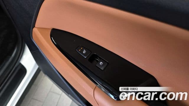 Kia Sportage 2021 — ფოტო 19/20