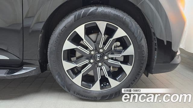 Kia Carnival 2020 — Фото 5/20
