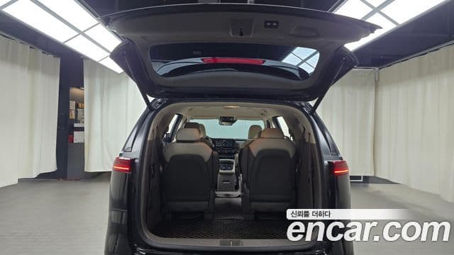 Kia Carnival 2020 — Фото 20/20