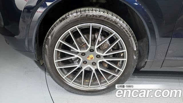 Porsche Cayenne 2019 — Şəkil 5/20