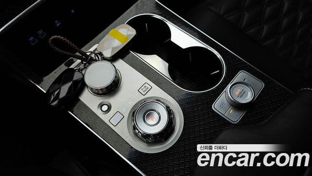 Genesis GV80 Coupe 2023 — ფოტო 9/20