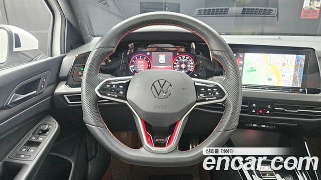 Volkswagen Golf 2024 — ფოტო 12/20