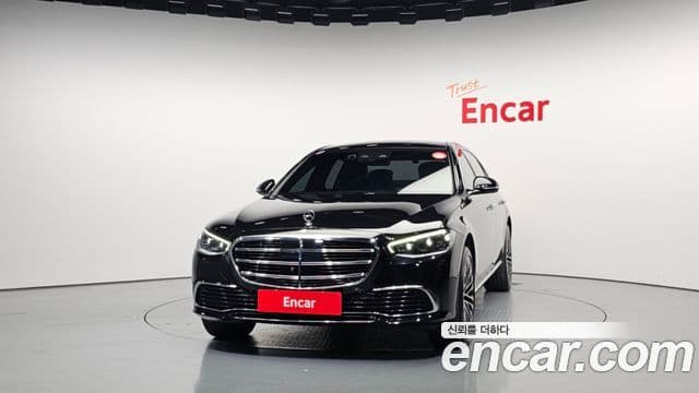 Mercedes-Benz S-Class 2022 — Photo 17/20
