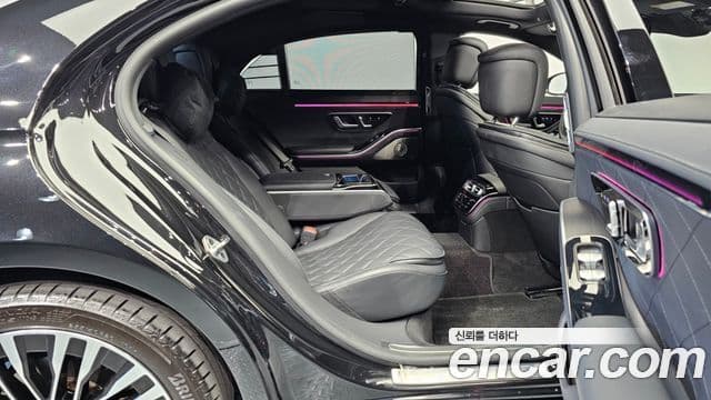 Mercedes-Benz S-Class 2022 — Photo 5/20