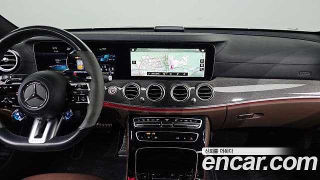 Mercedes-Benz E-Class 2021 — Фото 14/20