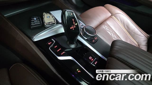 BMW 5 Series 2022 — ფოტო 9/20