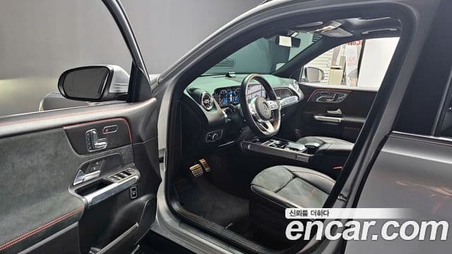 Mercedes-Benz GLB-Class 2020 — Şəkil 10/20
