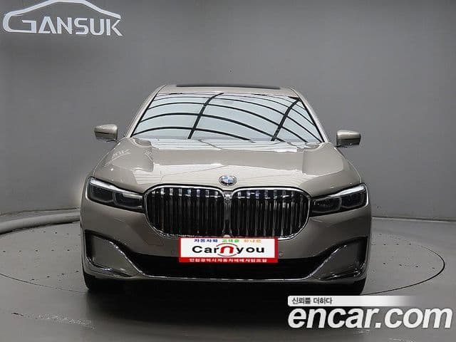 BMW 7 Series 2021 — ფოტო 2/20