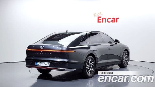 Hyundai Grandeur 2022 — Şəkil 2/20