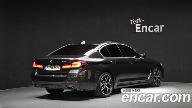 BMW 5 Series 2021 — Şəkil 2/20