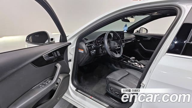 Audi A4 2020 — ფოტო 10/20