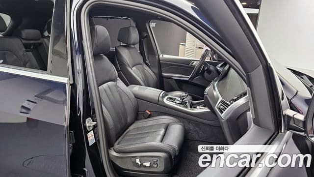 BMW X5 2021 — ფოტო 12/20