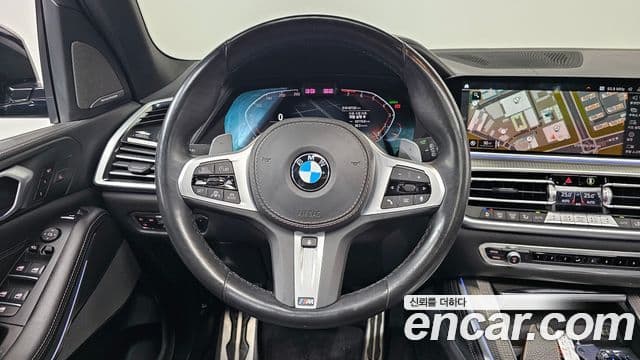 BMW X5 2021 — ფოტო 13/20