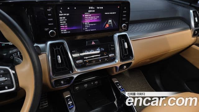 Kia Sorento 2020 — ფოტო 14/20