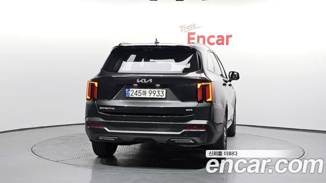 Kia Sorento 2023 — ფოტო 4/20