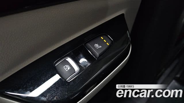 Kia Carnival 2021 — Şəkil 17/20