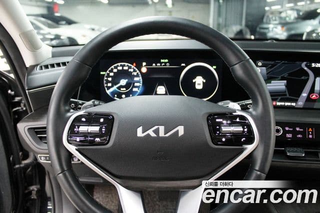 Kia K8 2023 — фото 12 из 20