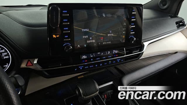 Toyota Sienna 2023 — Şəkil 14/20