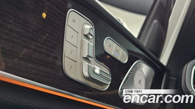 Mercedes-Benz GLE-Class 2021 — Şəkil 19/20