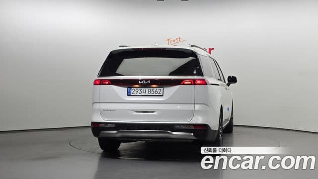 Kia Carnival 2023 — Şəkil 4/20