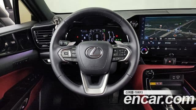 Lexus NX450h+ 2025 — Фото 13/20