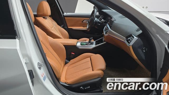 BMW 3 Series 2022 — Şəkil 10/20