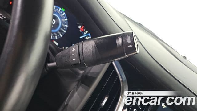Cadillac Escalade 2018 — ფოტო 9/20