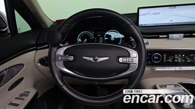 Genesis GV70 2021 — ფოტო 13/20