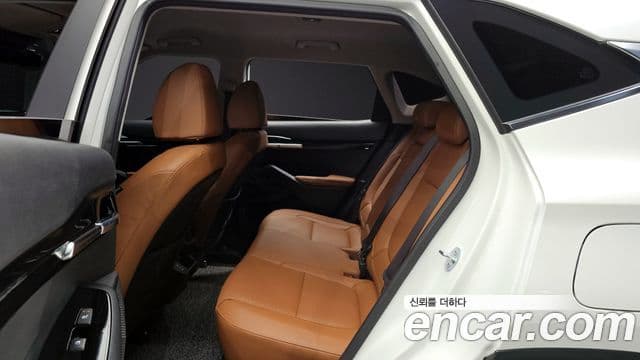 Kia Seltos 2024 — Şəkil 12/20