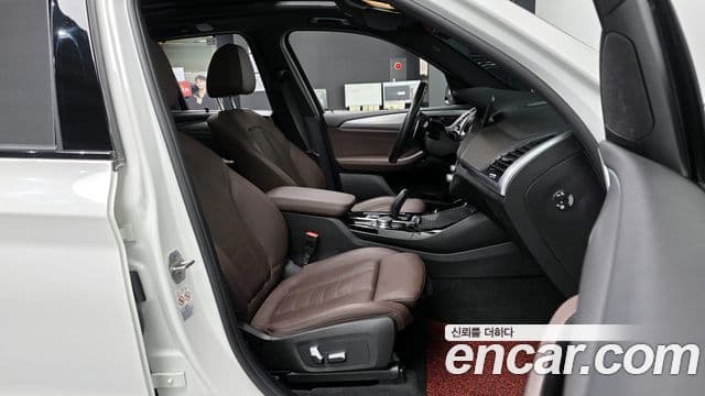 BMW X3 2021 — Şəkil 10/20