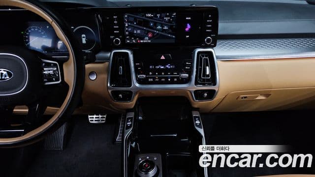 Kia Sorento 2020 — ფოტო 14/20